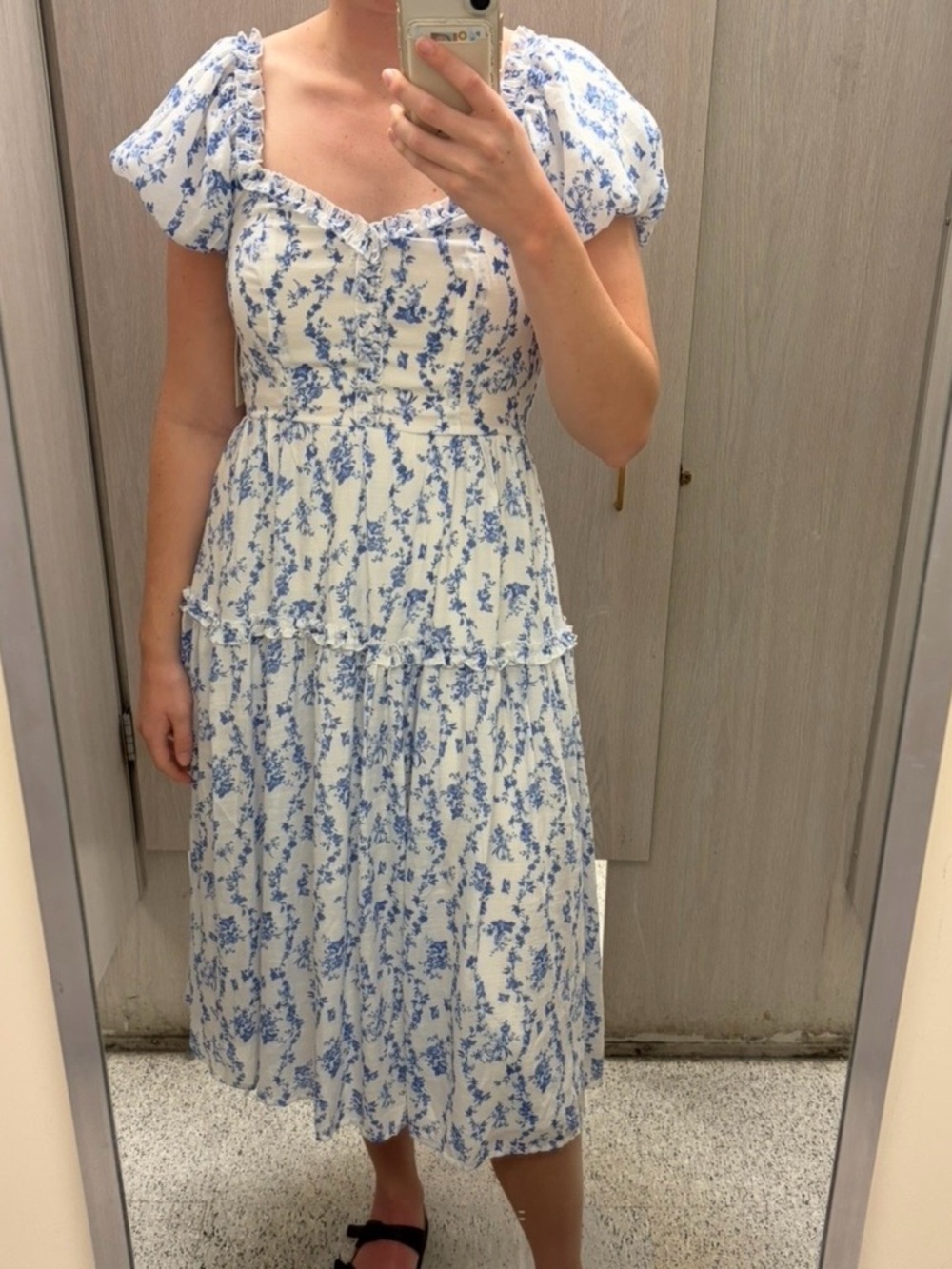 Women's Blue Floral Midi Dress - Puff Sleeve, Ruffled Tier